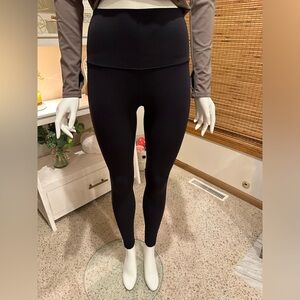Women’s Lululemon Leggings With Velvet Side Strip - Size 4